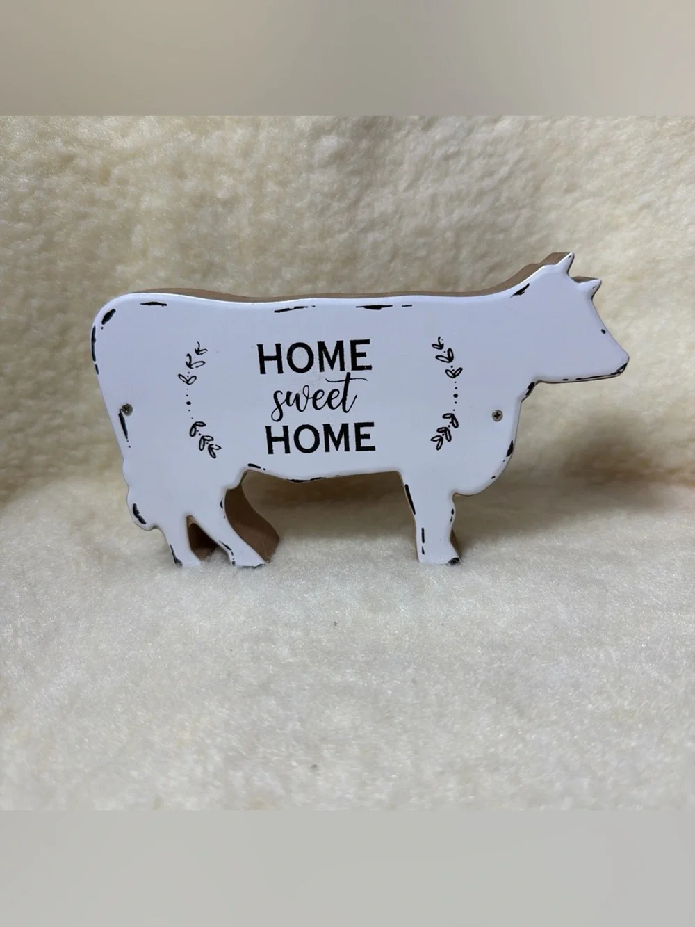 Home Sweet Home Cow-Shaped Wall Decor - White Enamel front